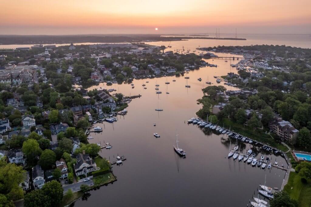 aerial-view-of-chesapeake-bay-of-annapolis-maryla-2023-11-27-05-27-17-utc