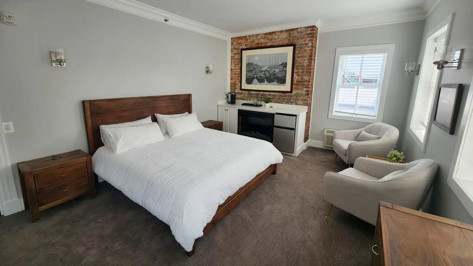 Capital Hotel Annapolis Guest Room